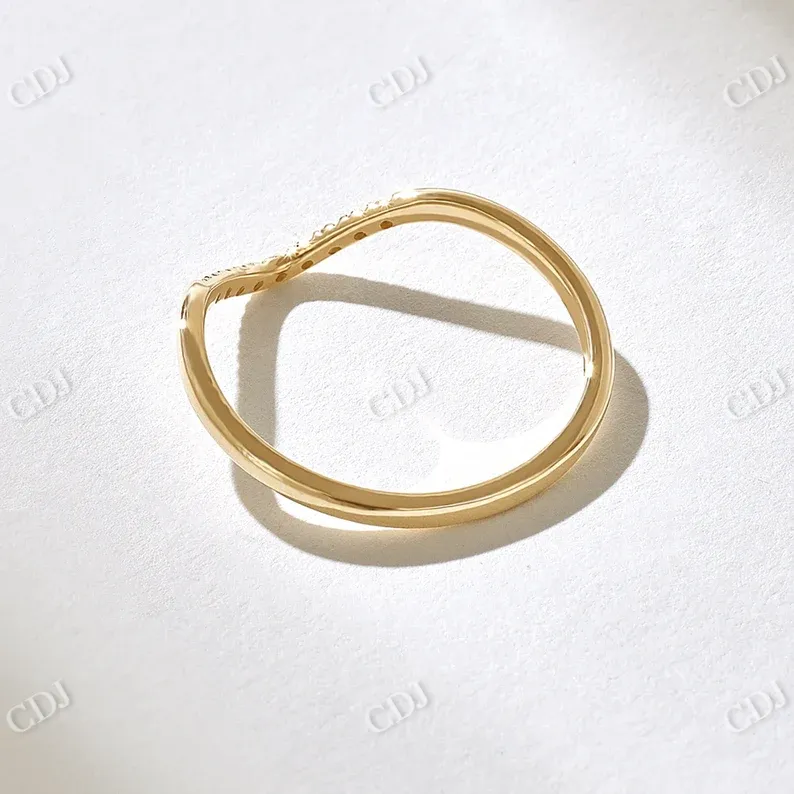 0.09CTW Round Chevron Curved Wedding Band