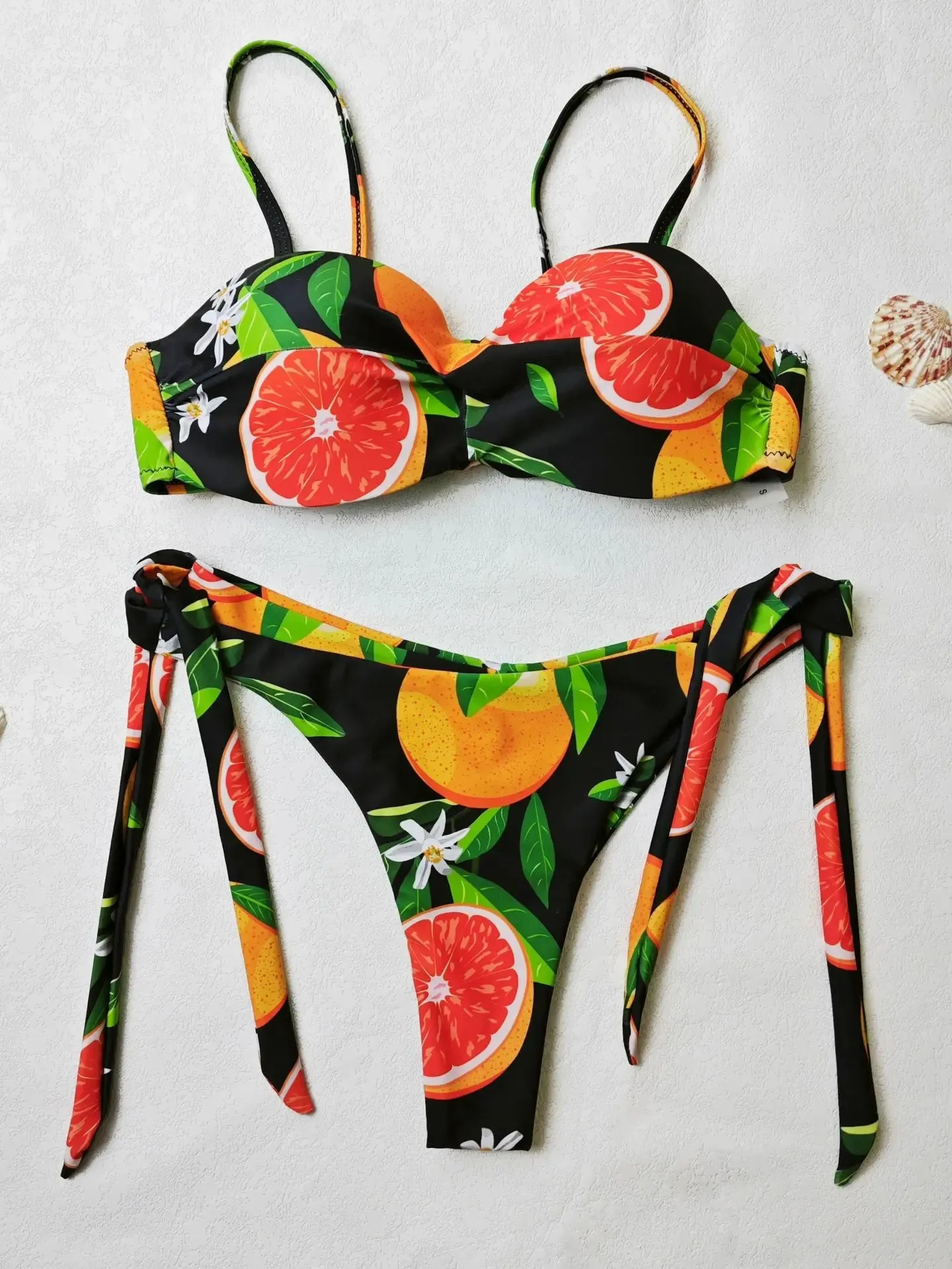 Sajiero Leaf Fruit Print Pushup Thong Bikini set