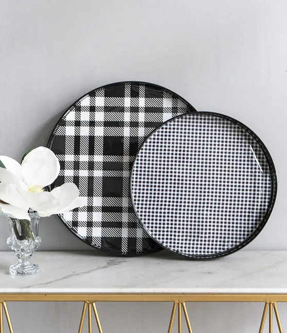 Set of 2 black and grey plaid motif round trays