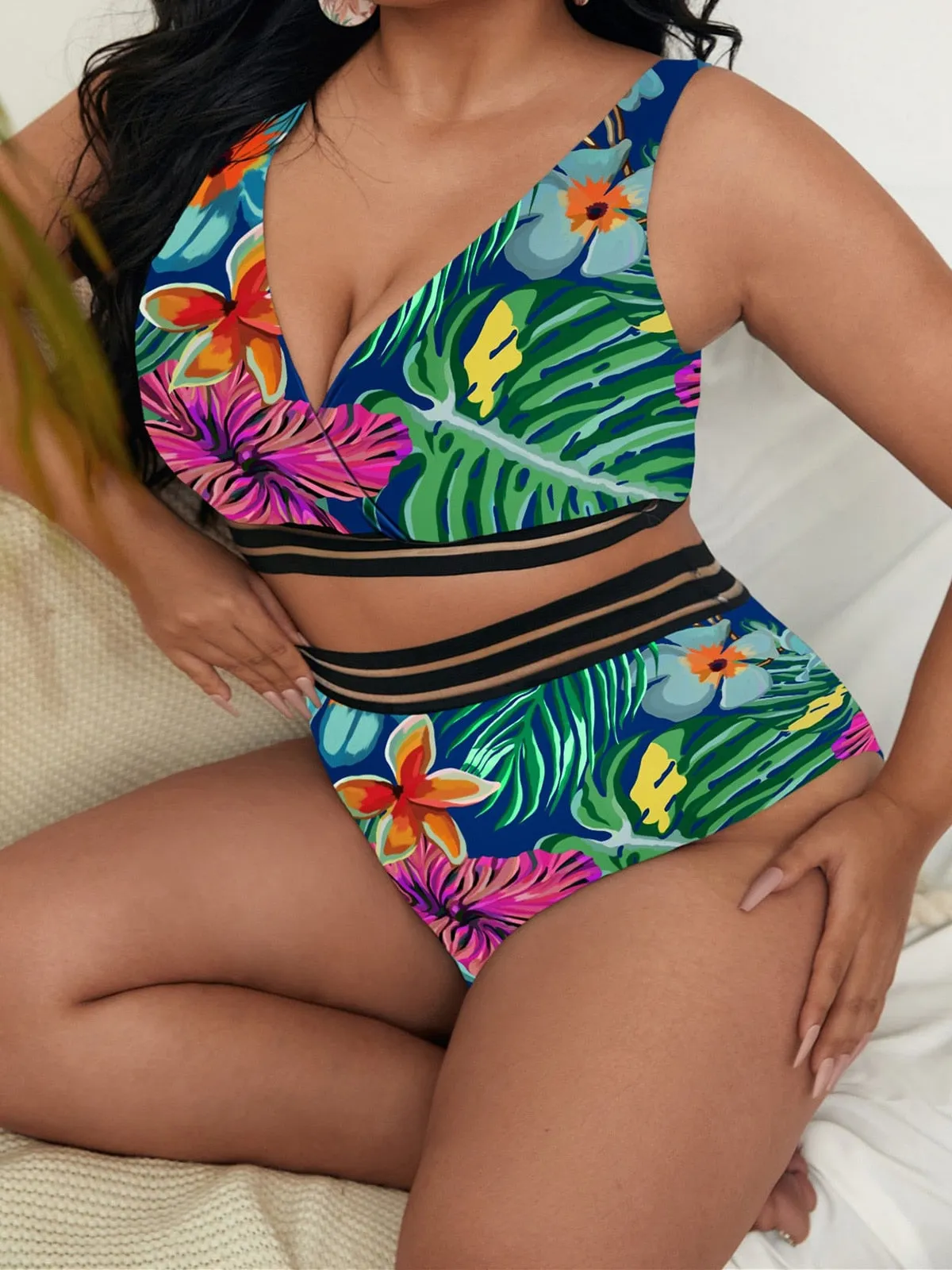 Sexy Floral Bikini Large Size Swimwear Plus Size Women Swimsuit Female Two-piece Bikini set Bather Bathing Suit V3893R