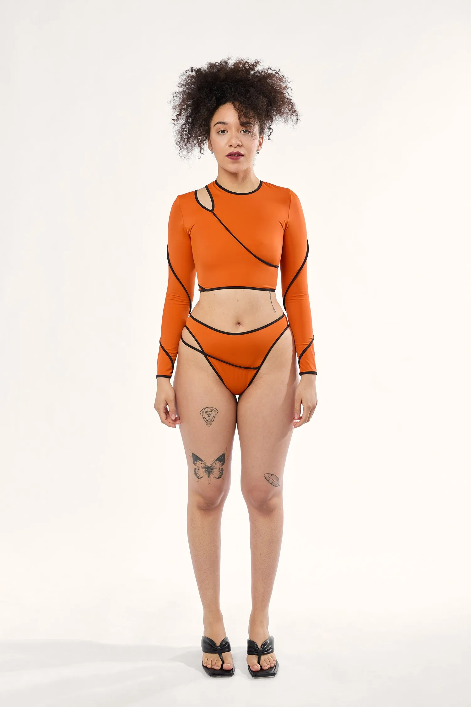 SPIRAL MID-RISE BIKINI BOTTOM / PUMPKIN