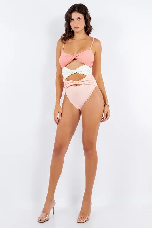 TEEK - TRI-FRONT TWISTED SWIMSUIT